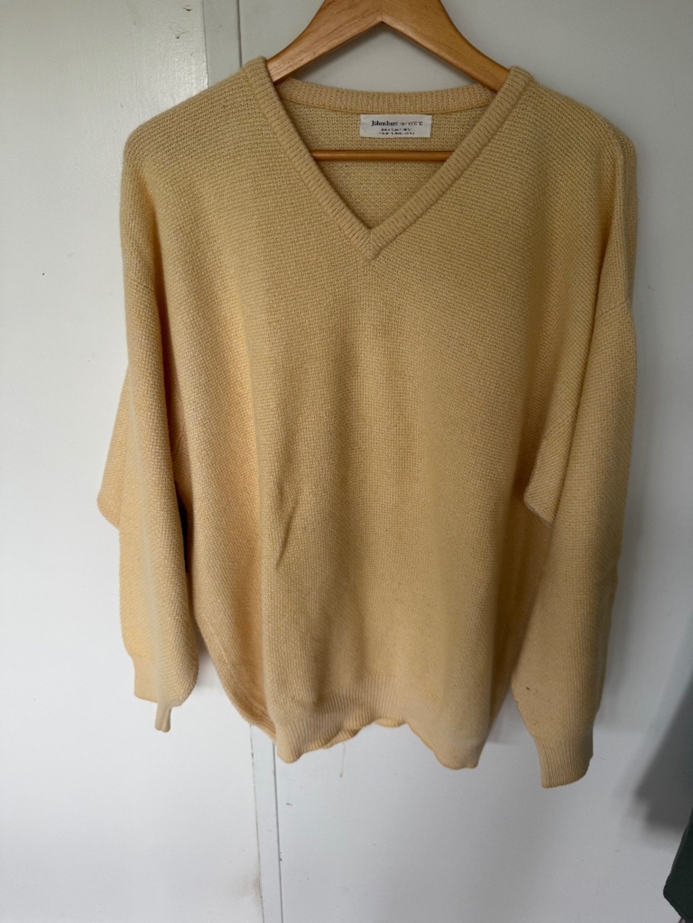 Johnston’s of Nantucket Cashmere Pullover Sweater